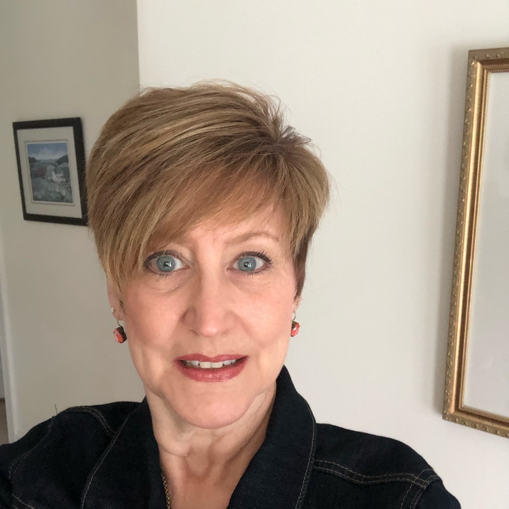 Meet your Posher, Pamela